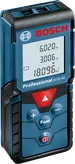 Máy đo laser Bosch GLM 40 có màn hình kỹ thuật số.