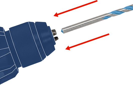Mũi khoan đang được lắp vào đầu kẹp máy khoan điện.