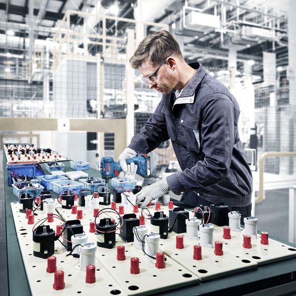 ISR 18V-30 PHX Máy vặn vít không dây Bosch ISR 18V-30 PHX dùng để lắp ráp.