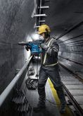 Máy khoan búa Bosch GBH 6-42 C sử dụng mũi khoan SDS max.