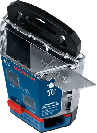 Hộp đựng lưỡi dao bằng kim loại với lưỡi dao thay thế có thể nhìn thấy nhô ra ngoài.